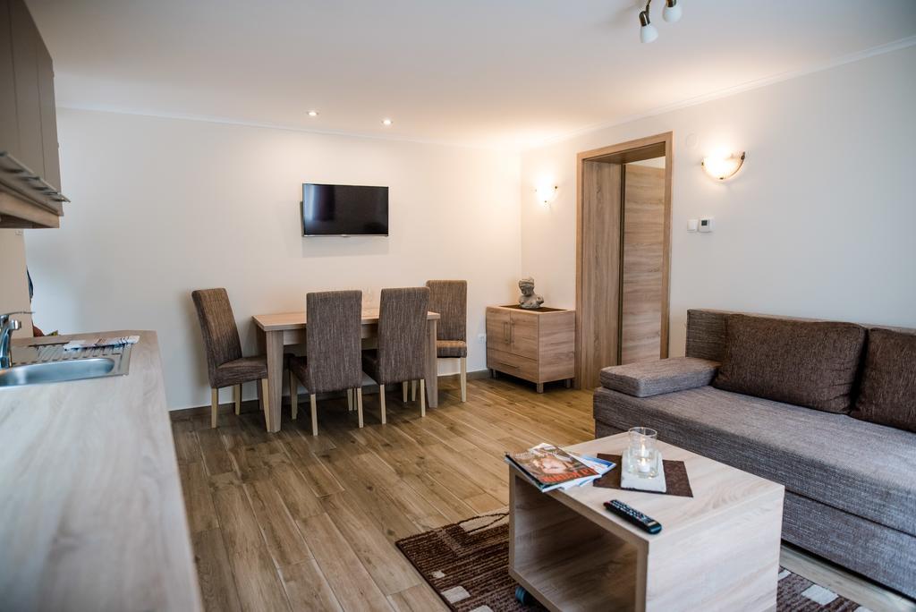 Belvarosi Nemes Apartmanhaz Apartment Szekszard